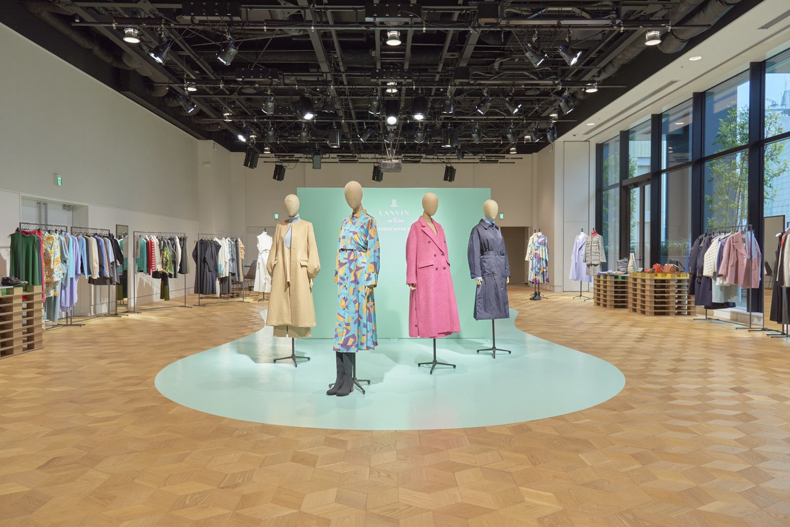 LANVIN en Bleu 展示会